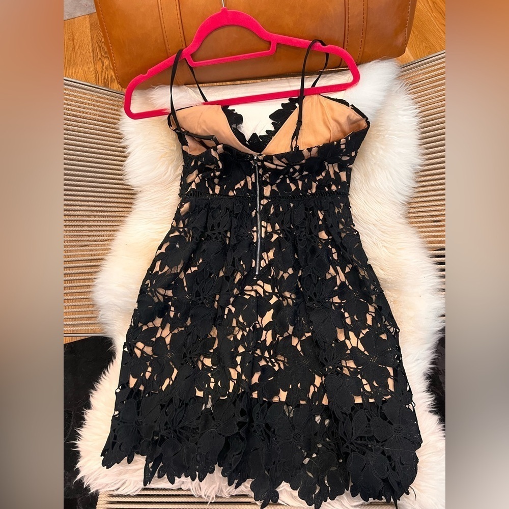 ❤️Romeo & Juliet Couture Black Lace Cocktail Dress Size Medium - Picture 2 of 3